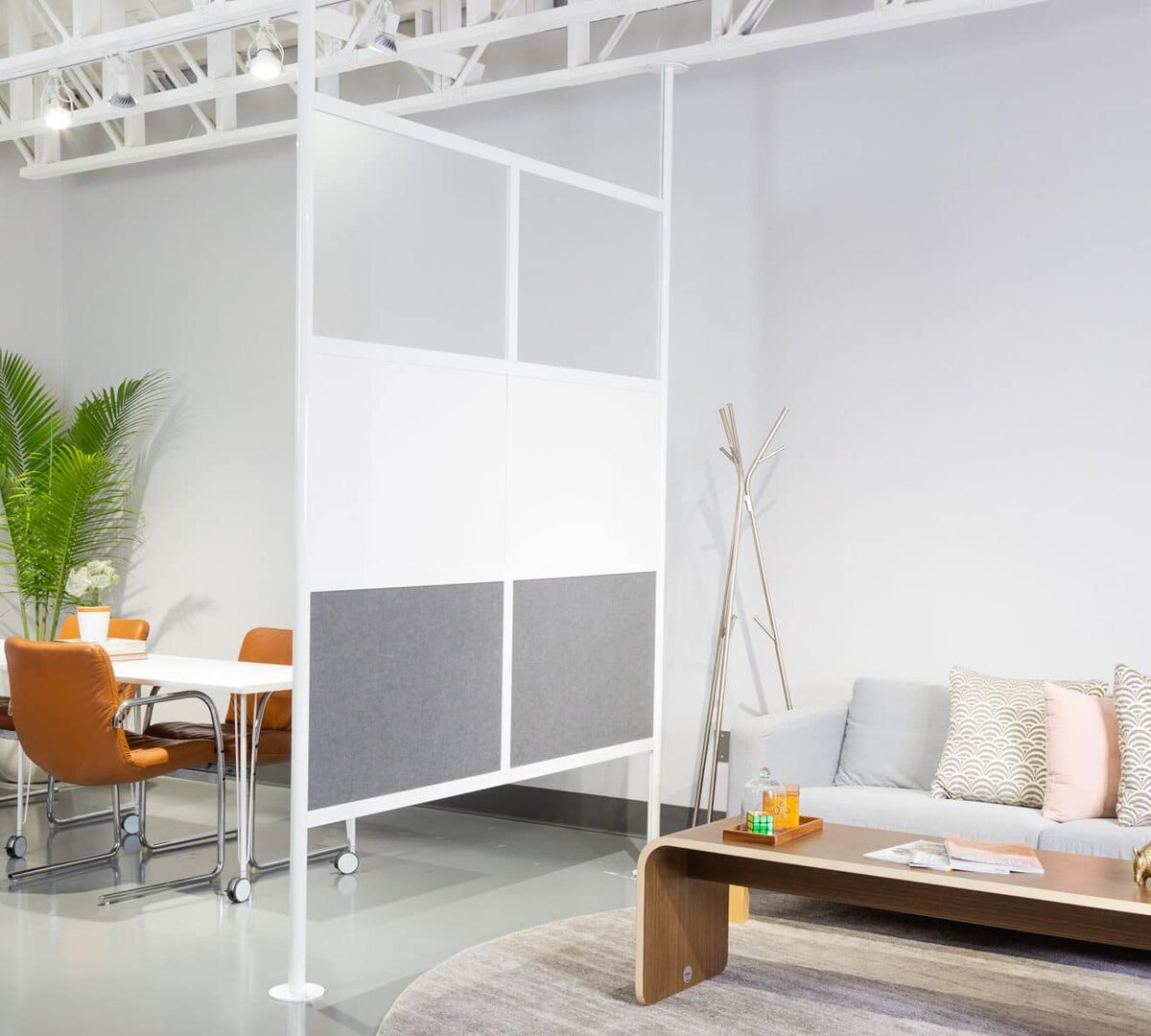 Hover |  | Loftwall 